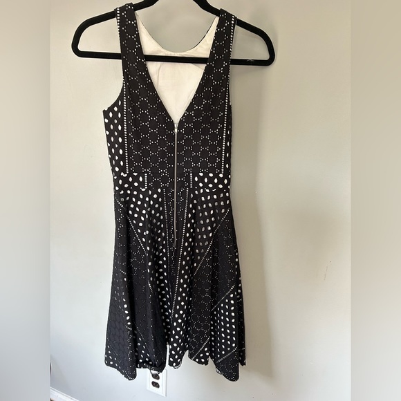 Victoria Wright Black and White Mini Cocktail Dress Womens XS - Picture 2 of 2